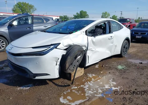 2023 Toyota Prius Le из США, поврежденный, VIN JTDACAAU7P3009676